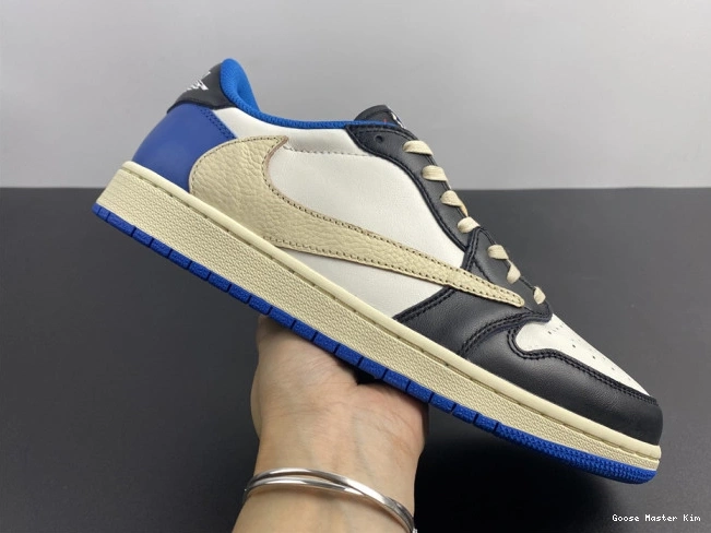 Low x Travis Design Air Fragment 1 x Jordan Retro Scott DM7866-140 0722